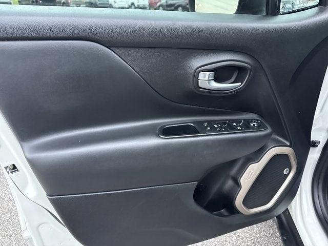 2017 Jeep Renegade Deserthawk