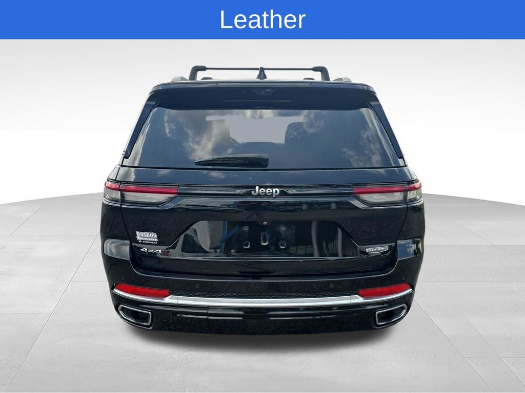 2022 Jeep Grand Cherokee Summit