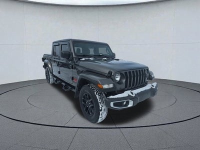 2022 Jeep Gladiator Sport