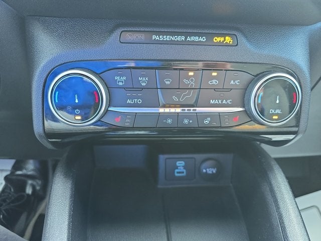 2022 Ford Escape SE Hybrid