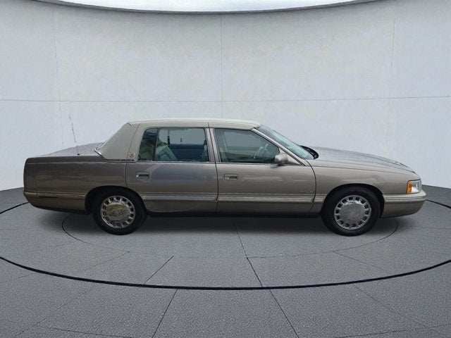 1999 Cadillac DeVille Base