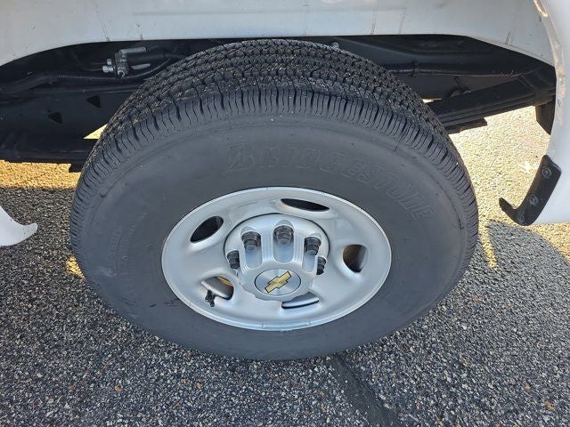 2024 Chevrolet Express 2500 Work Van Cargo
