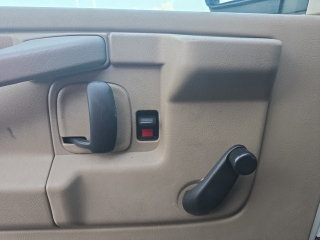 2011 Chevrolet Express 2500 Work Van Cargo