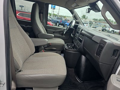 2025 GMC Savana 3500 LT