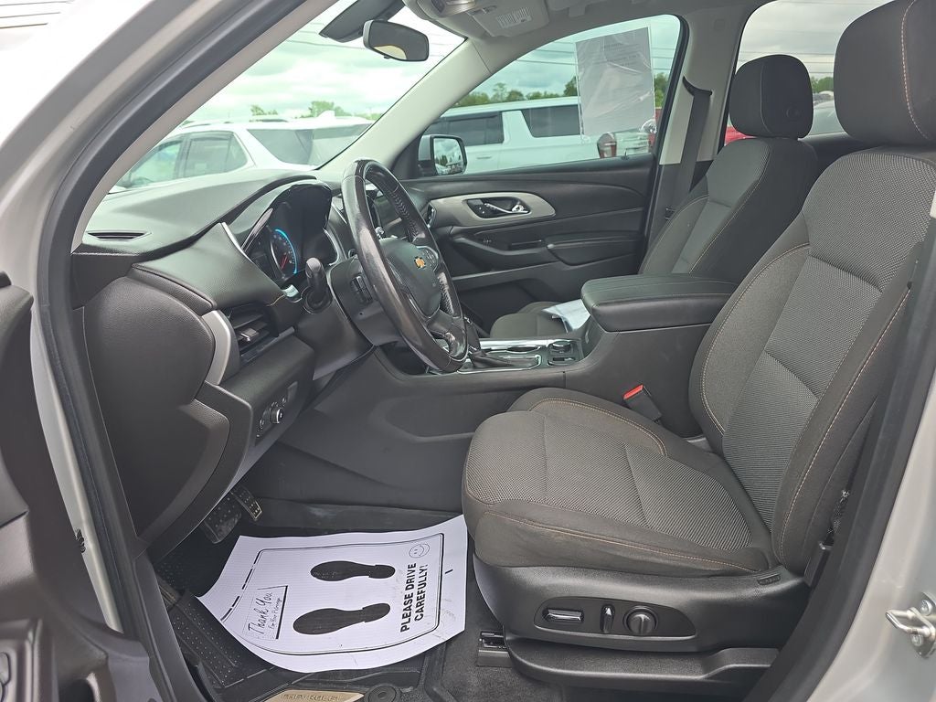 2018 Chevrolet Traverse LT Cloth w/1LT