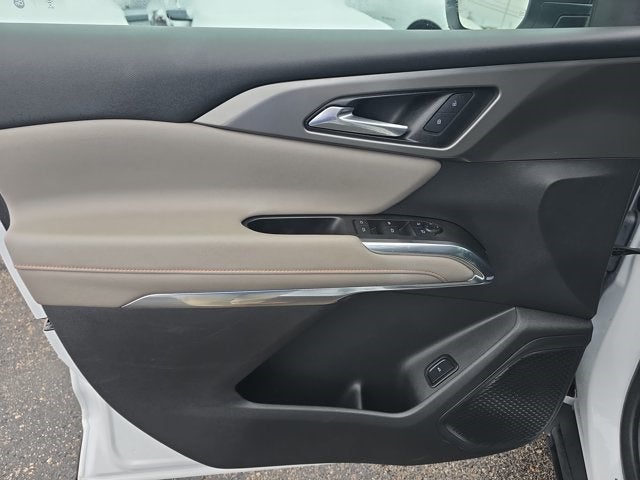 2025 Chevrolet Traverse LT 2LT