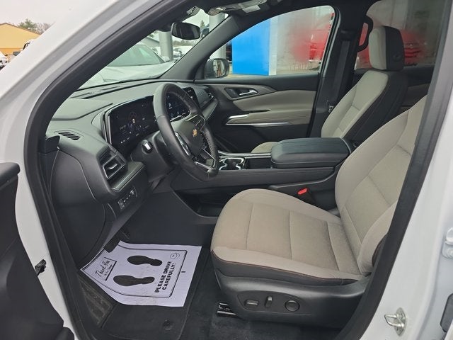 2025 Chevrolet Traverse LT 2LT