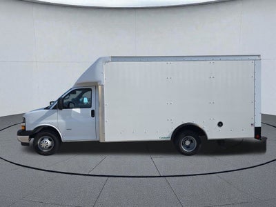 2021 Chevrolet Express 3500 Work Van Cutaway