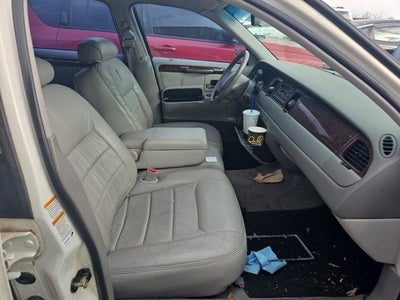 1999 Lincoln Town Car Executive