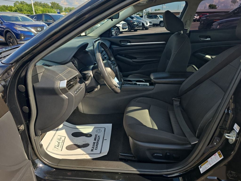 2021 Nissan Altima 2.5 SV
