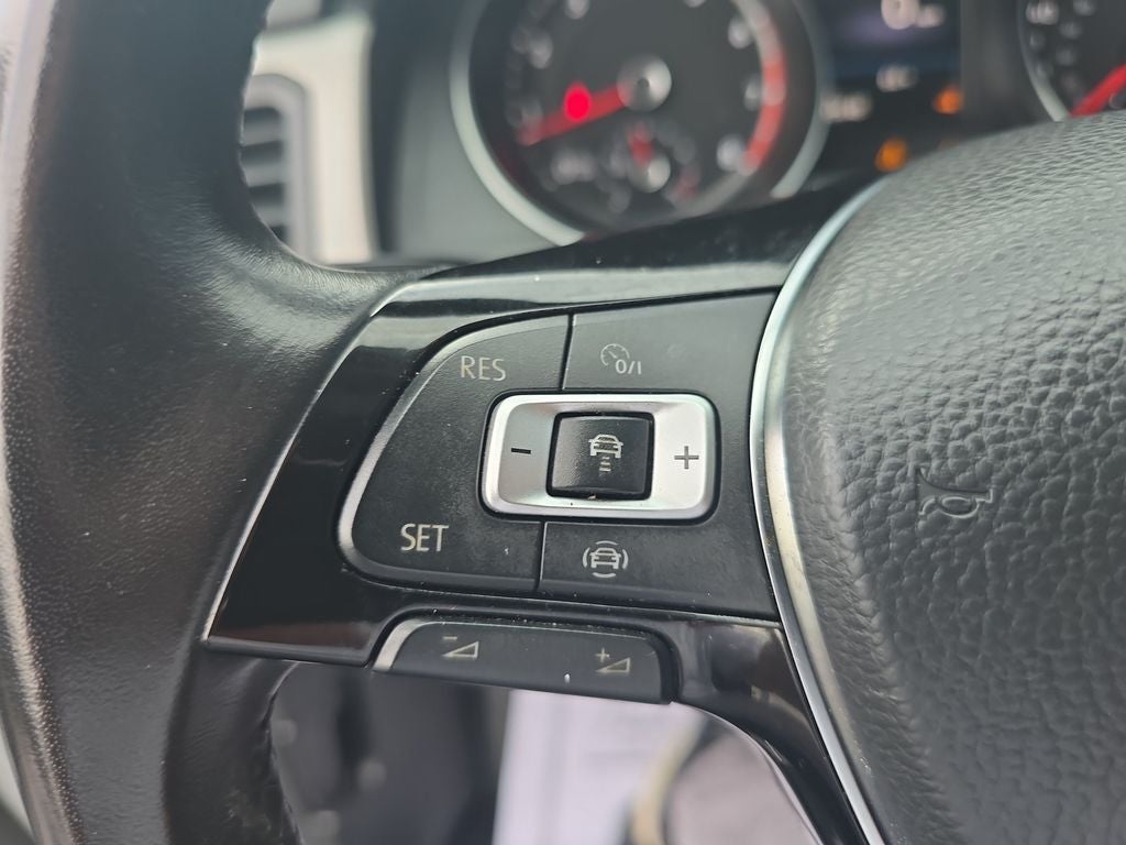 2020 Volkswagen Atlas 3.6L V6 SE R-Line