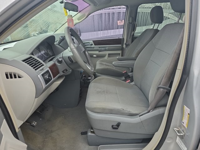 2010 Chrysler Town & Country Touring