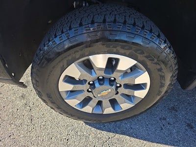 2025 Chevrolet Silverado 2500HD Custom