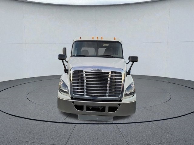 2015 Freightliner Cascadia 113