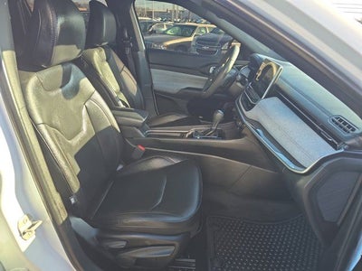 2023 Jeep Compass Latitude Lux