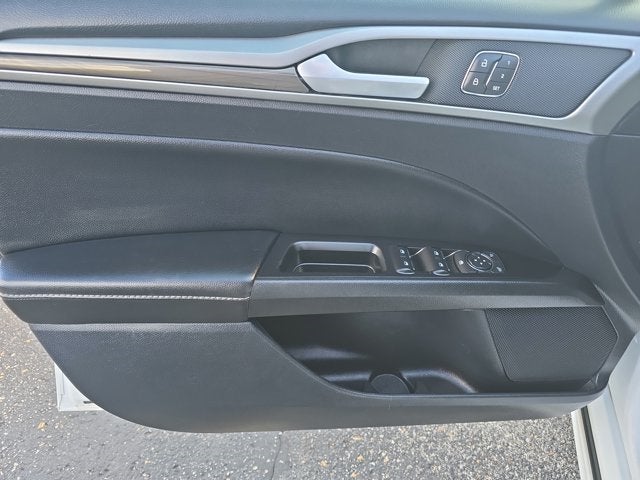 2020 Ford Fusion SEL