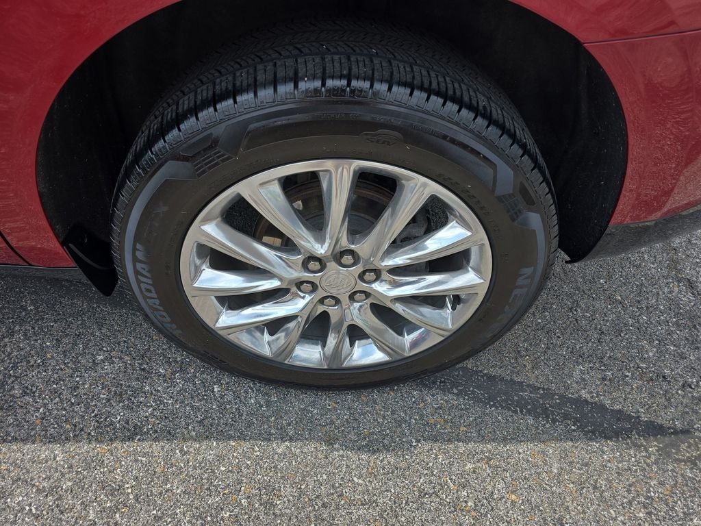 2021 Buick Enclave Essence