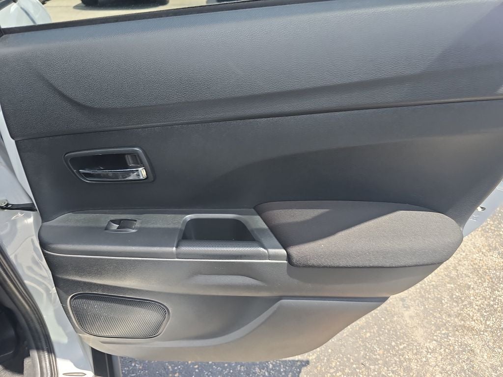 2024 Mitsubishi Outlander Sport 2.0 LE