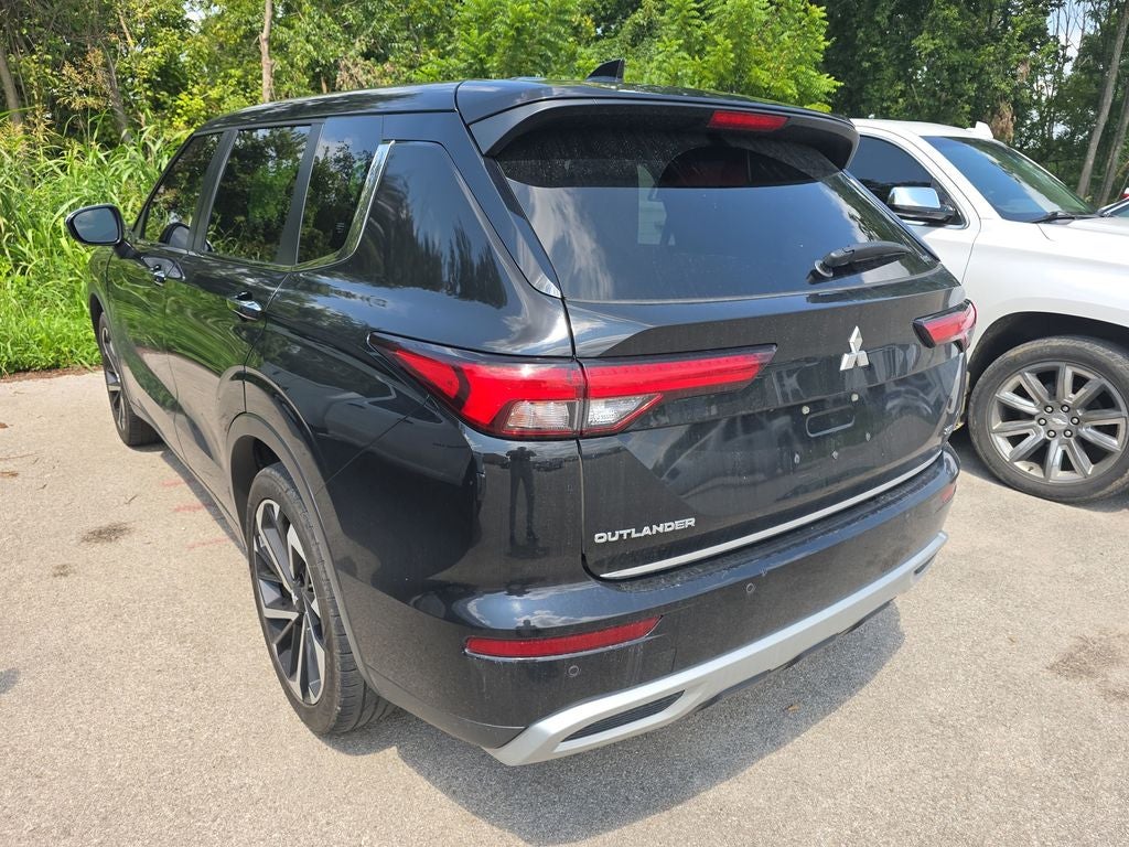 2022 Mitsubishi Outlander Black Edition