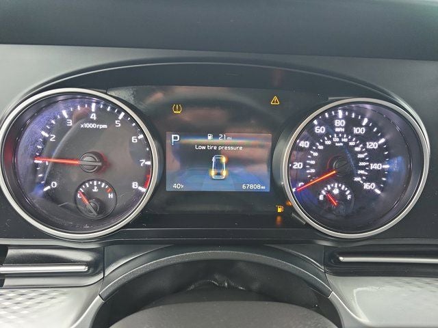 2023 Kia Carnival LX