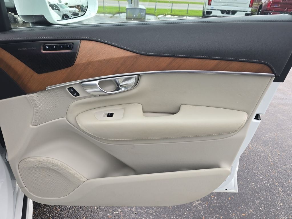 2019 Volvo XC90 T6 Inscription