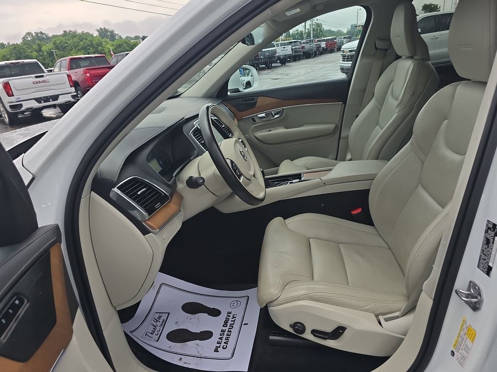 2019 Volvo XC90 T6 Inscription