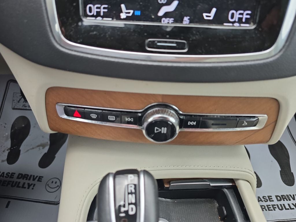 2019 Volvo XC90 T6 Inscription