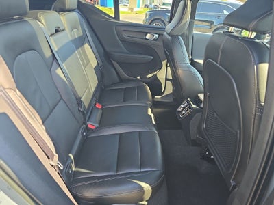 2023 Volvo XC40 Ultimate