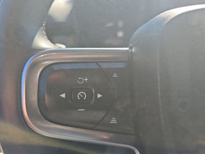 2023 Volvo XC40 Ultimate